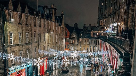 Tour Outlander Christmas