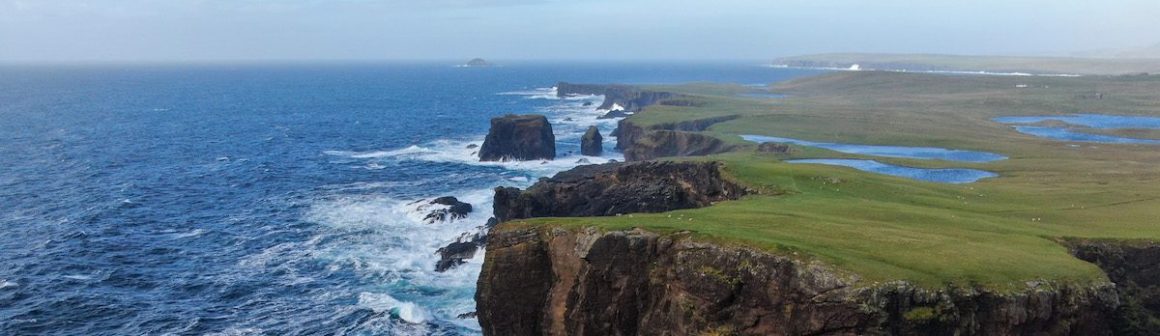 La costa di Esha Ness nelle isole Shetland